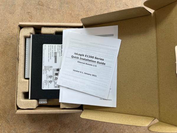 ioLogik E1212, Remote Ethernet I/O, 8DI/8DIO, 2 Port Switch 2