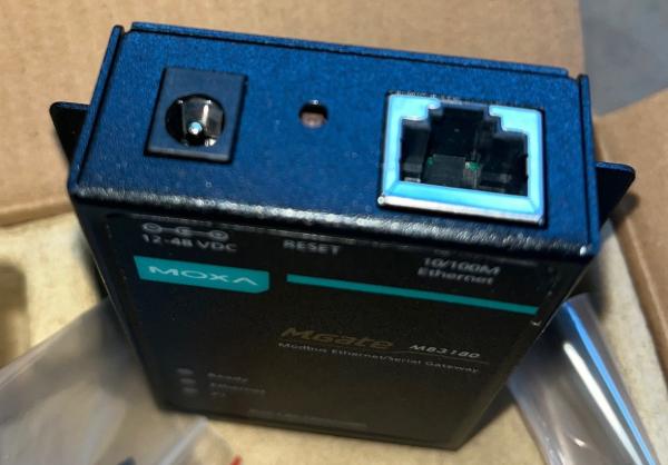 MGate MB3180, 1Port RS-232/422/485 Modbus TCP auf Modbus RTU/ASCII, inkl. Netzt. 3