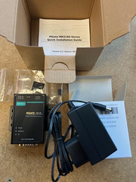 MGate MB3180, 1Port RS-232/422/485 Modbus TCP auf Modbus RTU/ASCII, inkl. Netzt. 5