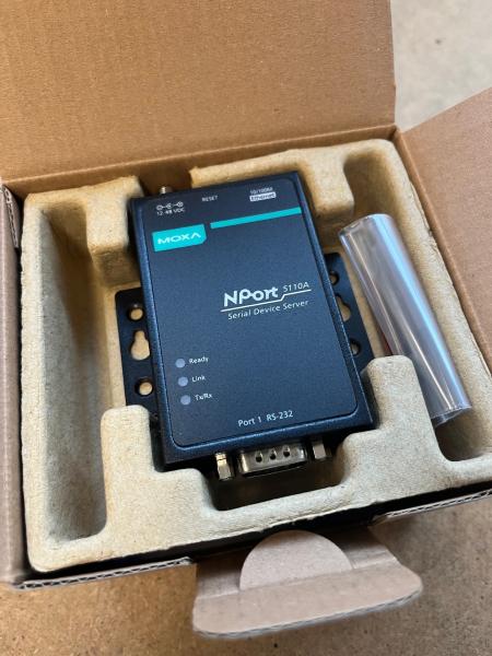 Moxa NPort 5110A, 1 Port RS-232 auf Ethernet, DB9 m, mit verschraubb. Netzteil 2