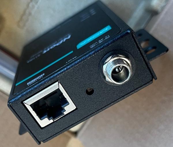 Moxa NPort 5110A, 1 Port RS-232 auf Ethernet, DB9 m, mit verschraubb. Netzteil 3